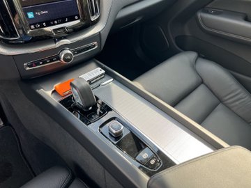 XC60 B5 AWD Ultra Dark ACC AHK AUT Kam. Navi – Bild 14