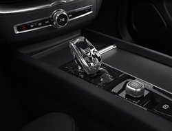 XC60 T8 Plus Black Edition Lagom- Paket PANO AHK