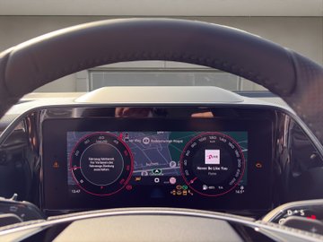 Kodiaq 4x4 Sportline DCC Navi AHK Matrix Pano – Bild 12