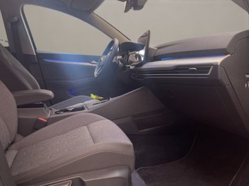Golf VIII Variant 1.5 eTSI  W Life ACC AHK AUT – Bild 18