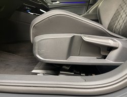 Golf VIII 1.5 eTSI R-Line R-Line AUT Sportp. LED