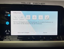 Golf VIII 1.5 eTSI Life ACC AUT Navi Pano LED LM