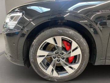 Q8 e-tron  50 quattro S-Line S-line ACC AUT Kam. – Bild 7