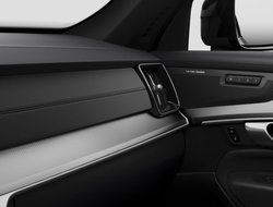 XC90 T8 PHEV Plus BlackEdition Lagom AHK GEWERBE!