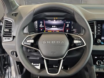 Karoq 1.5 TSI DSG Sportline DCC ACC AHK Navi – Bild 9