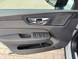 XC60 T8 AWDPLUS BLACK EDITION Lagom- Paket AHK