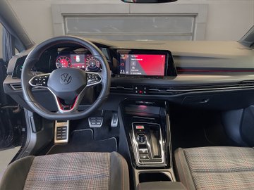 Golf VIII 2.0 TSI GTI ACC AUT Kam. Navi Sportp. – Bild 16