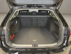 Passat Variant 2.0 TDI W Business ACC AHK AUT LM