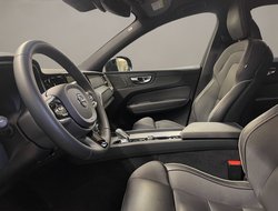 XC60 B5 (Diesel) Ultimate Dark ACC AHK AUT Kam.