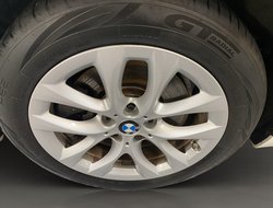 225 Active Tourer xe e  Advantage Pano AUT Navi