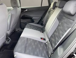 ID.4 (77kWh) Pro mit Infotainment-Paket ACC AUT