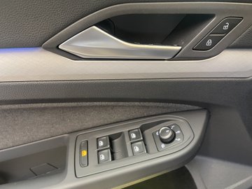 Golf VIII Variant 1.5 eTSI  W Life ACC AHK AUT – Bild 9