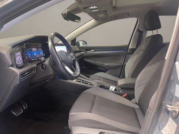 Golf VIII 2.0 TDI Active IQLight ACC AHK AUT HUD – Bild 8