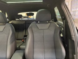 Q3 40 2.0 TFSI quattro S-Line Pano S-line ACC LM