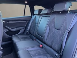 Octavia Combi 1.4 TSI RS iV DCC ACC AUT Navi HUD