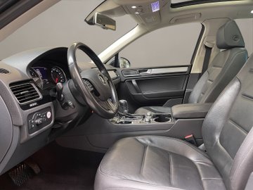 Touareg 4Motion 3.0 BMT V6 TDI Terrain Tech Pano – Bild 9