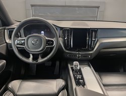 XC60 B5 Ultimate Black Edition ACC AUT Kam. Navi