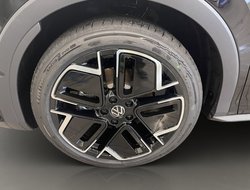 T-Roc R-Line 1.5 l eTSI OPF DSG R-Line IQLight