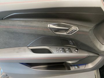RS e-tron GT performance 620 kW ACC AUT Kam. 360 – Bild 9