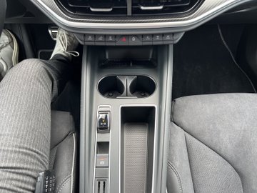 Elroq 85 x Sportline DCC ACC AHK Navi – Bild 13