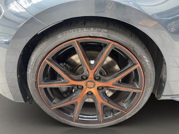 Leon ST 2.0 TSI 4Drive 300 DCC ACC AUT Kam. Navi – Bild 7