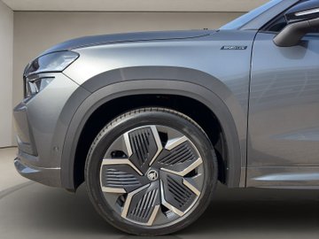 Kodiaq 4x4 Sportline DCC Navi AHK Matrix Pano – Bild 7