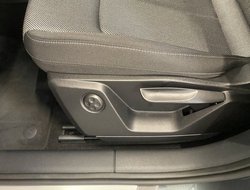 Q2 35 1.5 TFSI advanced ACC AHK AUT Kam. Navi LM