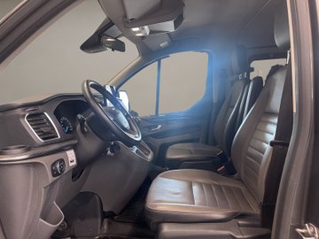 Tourneo Custom Titanium 2.0 TDCi AHK ACC Navi – Bild 9