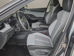 Octavia Combi 2.0 TDI DSG Balance ACC AHK Nav HUD