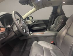 XC60 B4 (Diesel) Ultimate Dark ACC AHK AUT Kam.