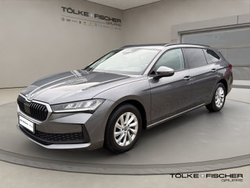 Superb Combi 2.0 TDI DSG Essence AHK Navi PDC RFK – Bild 2