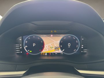Karoq 1.5 TSI DSG Balance ACC AHK Navi eHeck – Bild 11