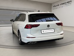 Golf VIII Variant 1.5 eTSI R-Line R-Line IQLight