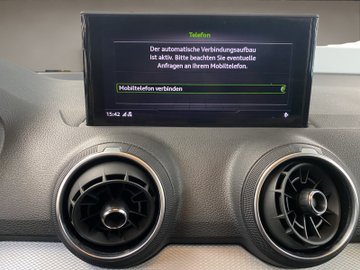 Q2 35 1.5 TFSI advanced AUT Kam. Navi el.Heck LM – Bild 13