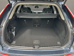 XC60 T6 Twin Engine PHEV Plus Dark Recharge ACC