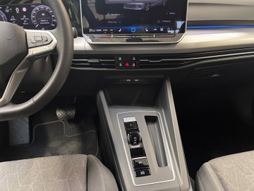 Golf VIII Variant 1.5 eTSI  W Life ACC AHK AUT – Bild 14