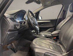 220i Gran Tourer Advantage AUT Leder Navi PDC