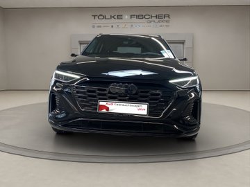 Q8 e-tron Sportback  55 quattro S-Line Pano AUT – Bild 3