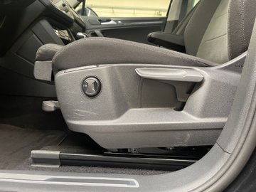 Tiguan 2.0 TDI BMT 4Motion Elegance Pano IQLight – Bild 11