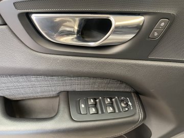 XC60 B4 (Diesel) Momentum Pro AHK AUT Kam. Navi – Bild 9