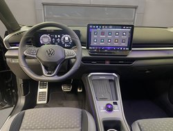 T-Roc R-Line 1.5 l eTSI OPF DSG R-Line IQLight